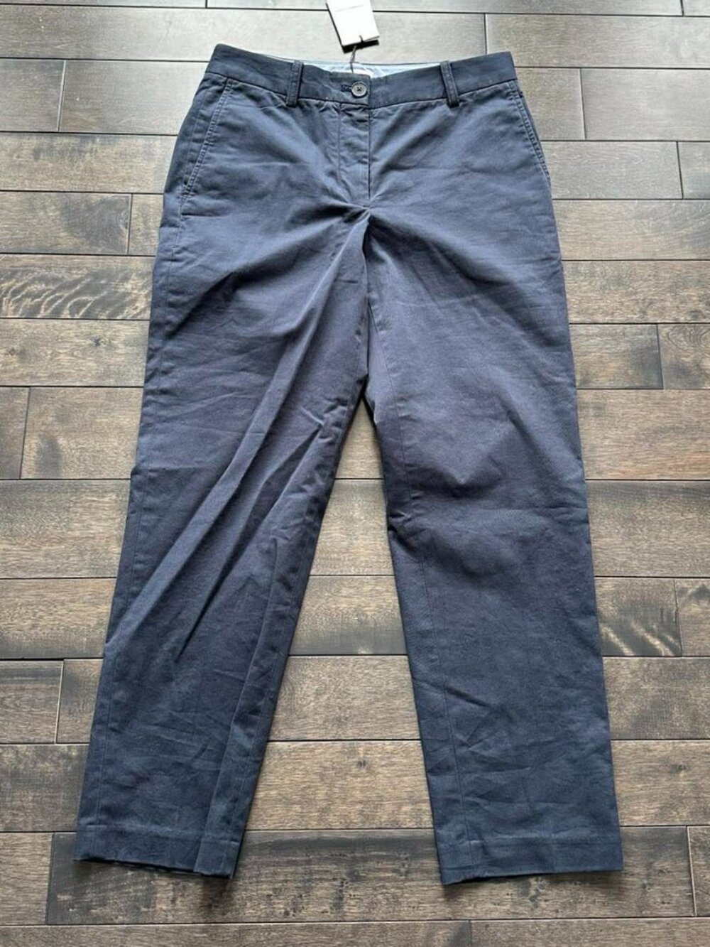 Aritzia Mid-rise Chinos - NEw with tags